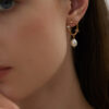 Elegante Natural Freshwater Pearl Earrings